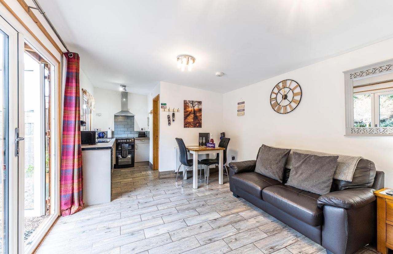 Fairview Farm Holiday Accommodation 14 Luxury Lodges, Cabins, Dog Friendly, Suitable For Couples, Families And Groups, Wedding Guests , Corporate Events, Sleeps 2-65 Guests In Ravenshead, Nottingham Near Sherwood Forest, Set In 88 Acres Eksteriør bilde